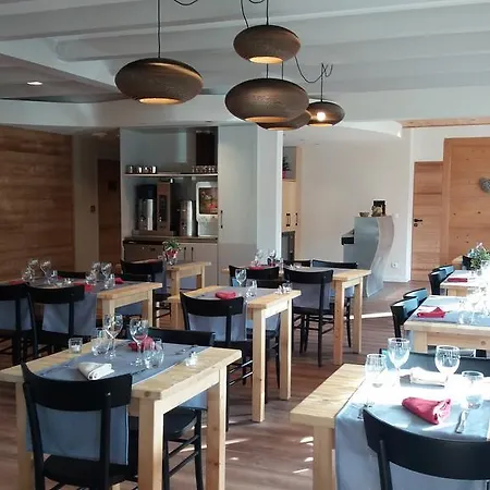 Et De L'hermitage Aparthotel Thones
