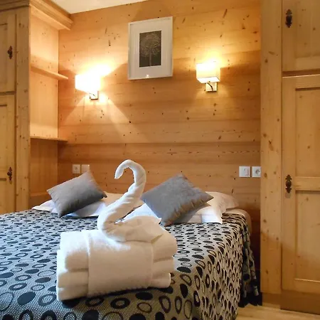 Hotel apartamentowy Et De L'hermitage Thônes