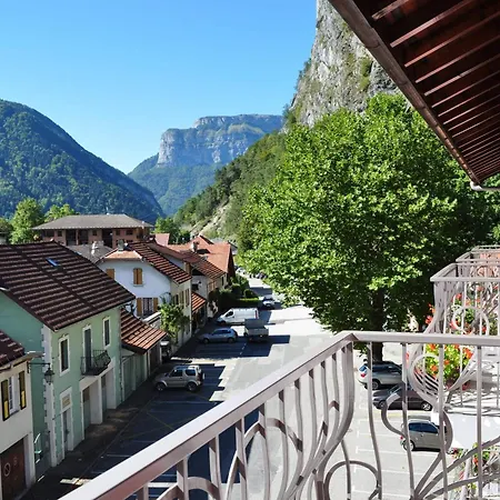 Hotel apartamentowy Et De L'hermitage Thônes
