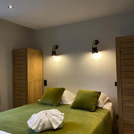 Hotel apartamentowy Et De L'hermitage 3*