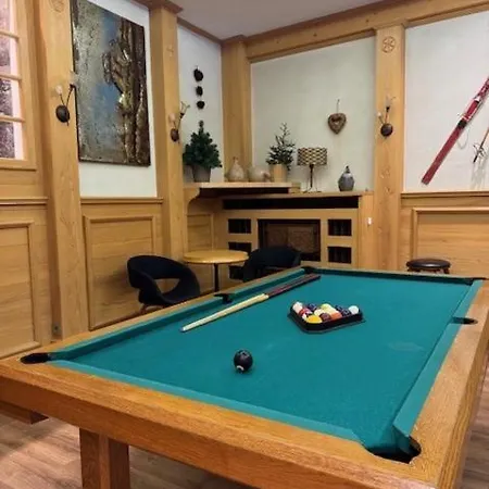 Hotel apartamentowy Et De L'hermitage 3*